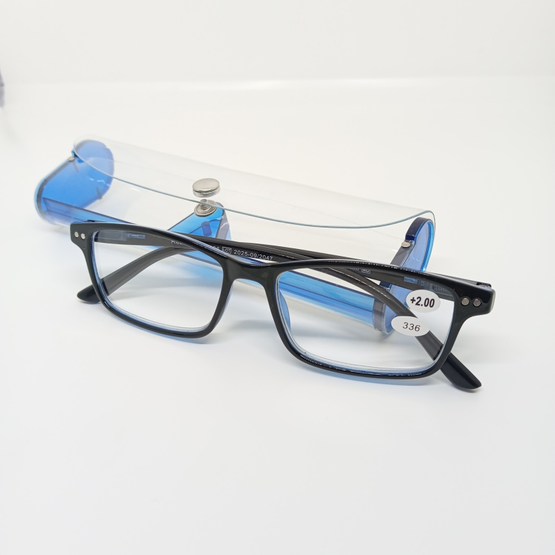 Очки корр с линзами из пластмасс  в футляре Read WDL p336