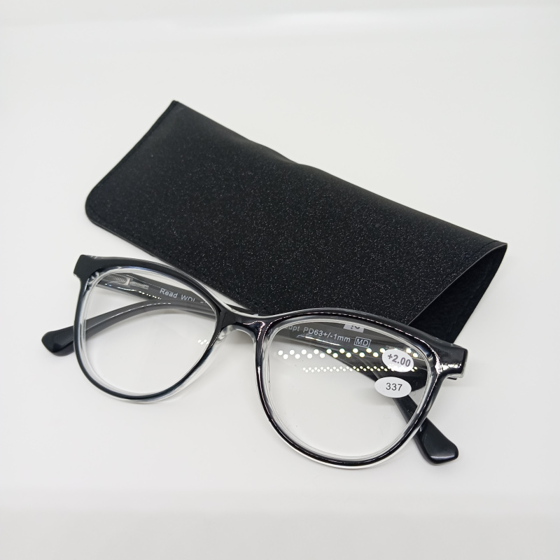 Очки корр с линзами из пластмасс в футляре Read WDL p337