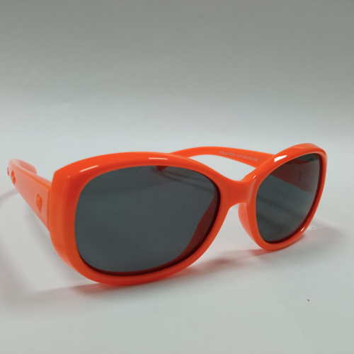 Очки солнцезащитные NOISES POLARIZED 828