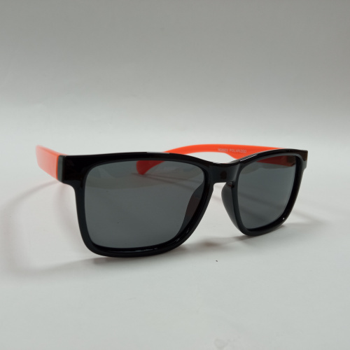 Очки солнцезащитные NOISES POLARIZED S8113P
