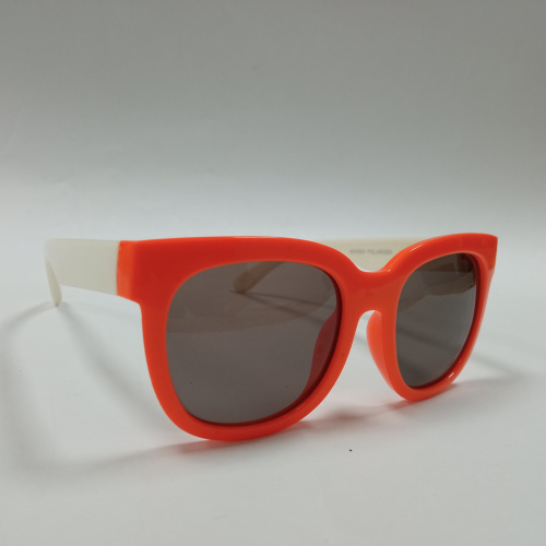 Очки солнцезащитные NOISES POLARIZED S8117P