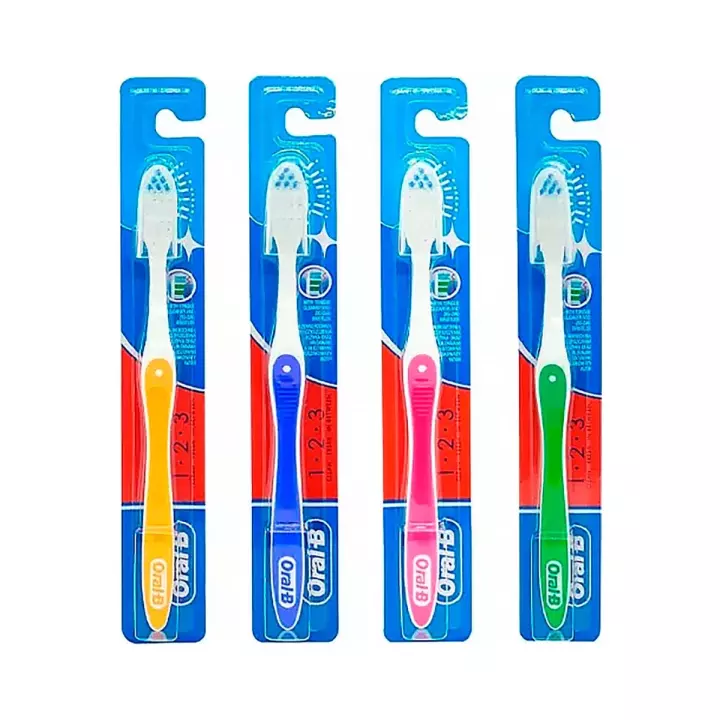 Зубная щетка Oral-B 1 2 3 Чистота Свежесть Даже между зубов №1